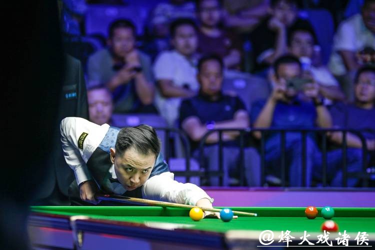 斯诺克武汉公开赛 肖国栋5-2战胜塞尔特晋级八强 斯诺克武汉公开赛 肖国栋5-2战胜塞尔特晋级八强