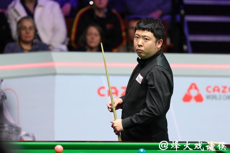 张安达1-5不敌威廉姆斯 止步斯诺克武汉公开赛八强 张安达1-5不敌威廉姆斯 止步斯诺克武汉公开赛八强