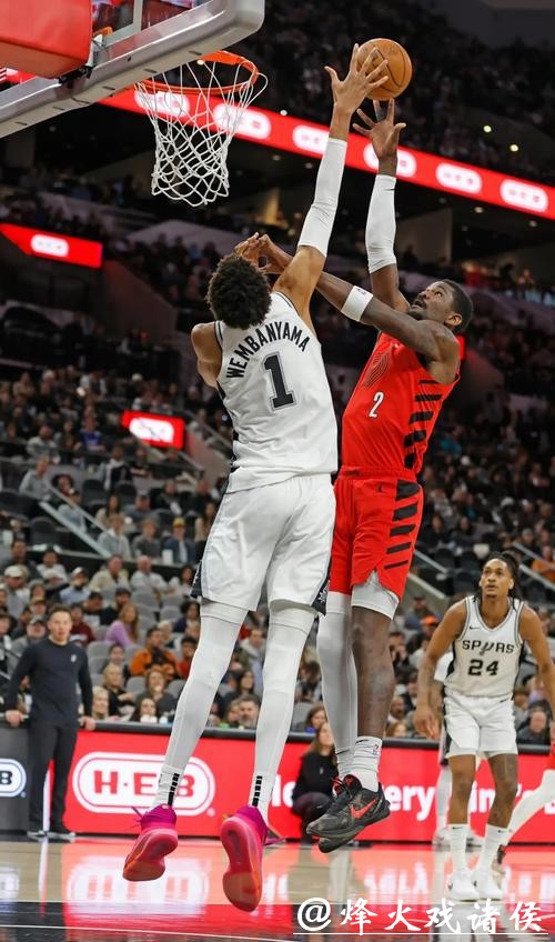 文班29分马刺险胜火箭 KD31分太阳力克独行侠 文班29分马刺险胜火箭 KD31分太阳力克独行侠